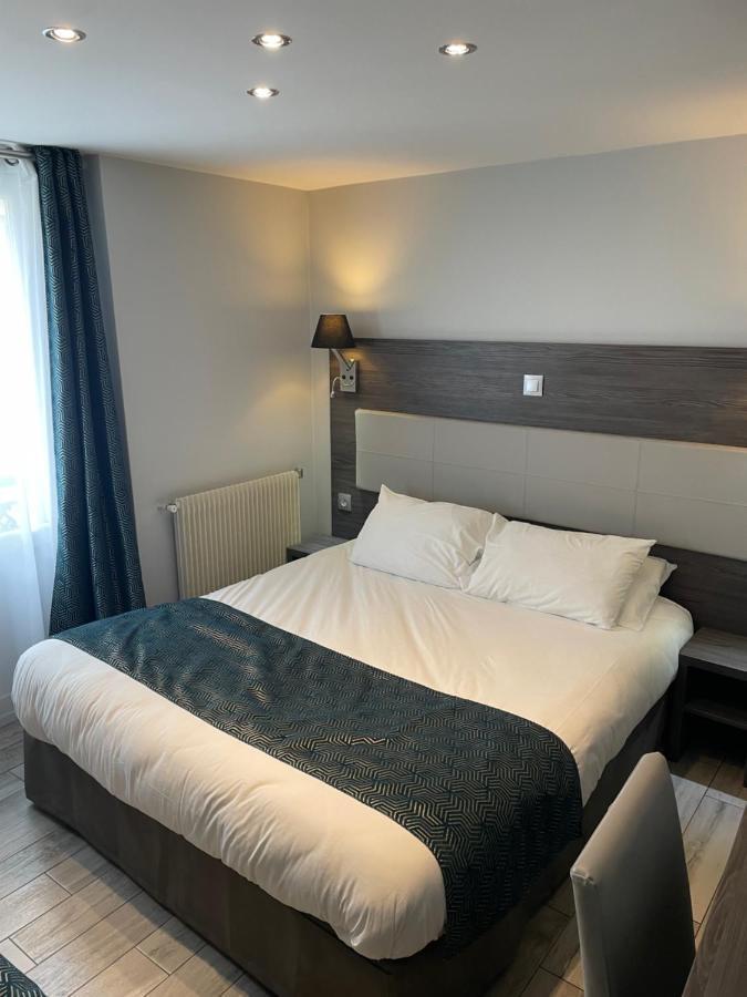 Mary's République Hotel 2*